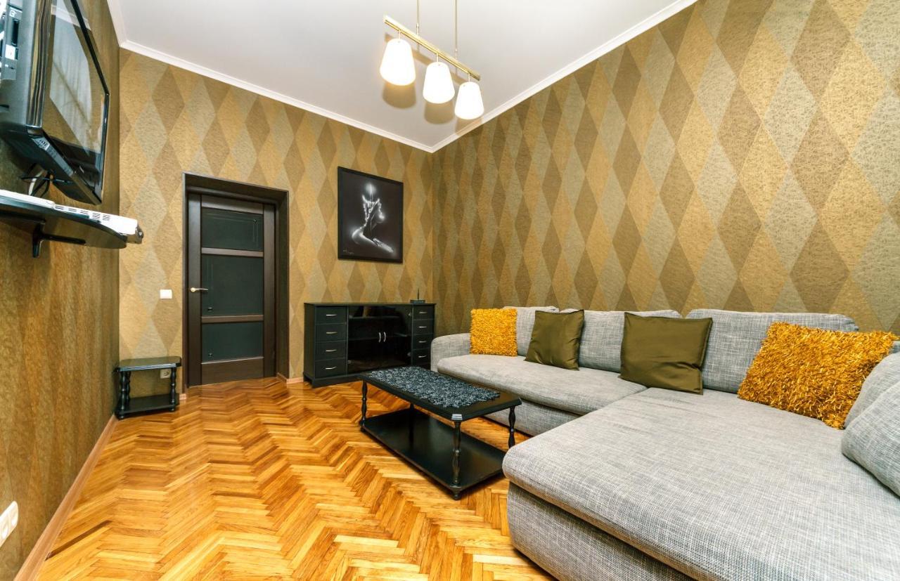Alma Apartments Kyiv Exterior photo