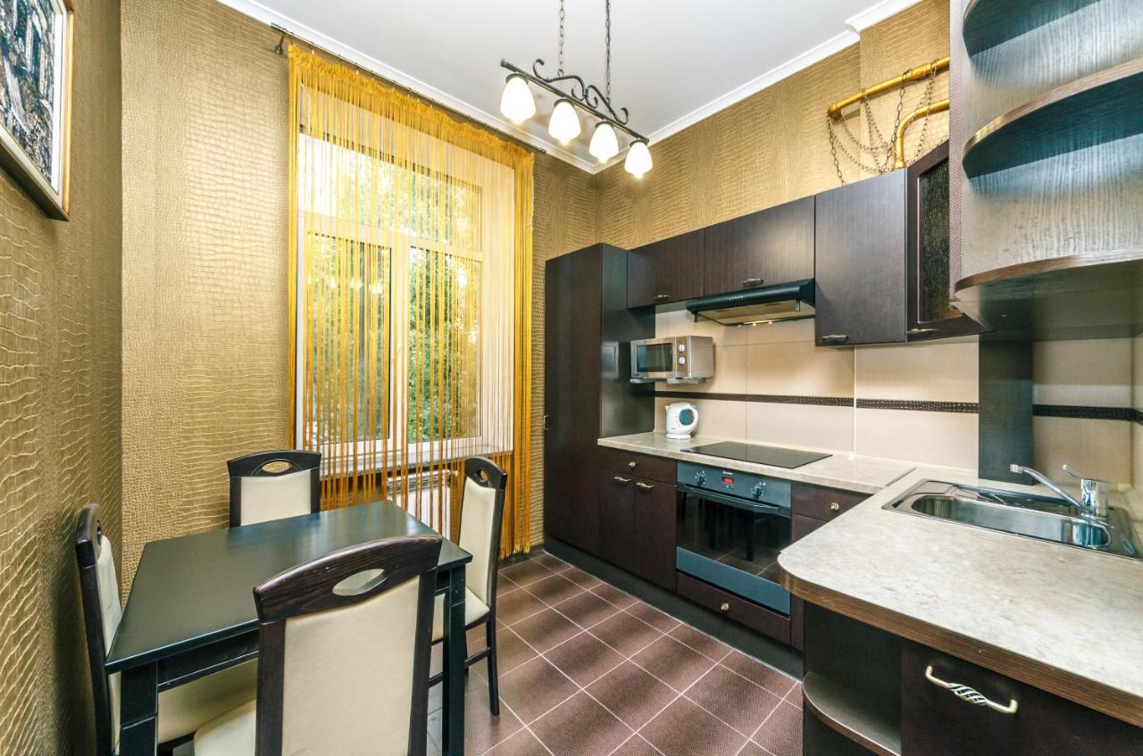 Alma Apartments Kyiv Exterior photo