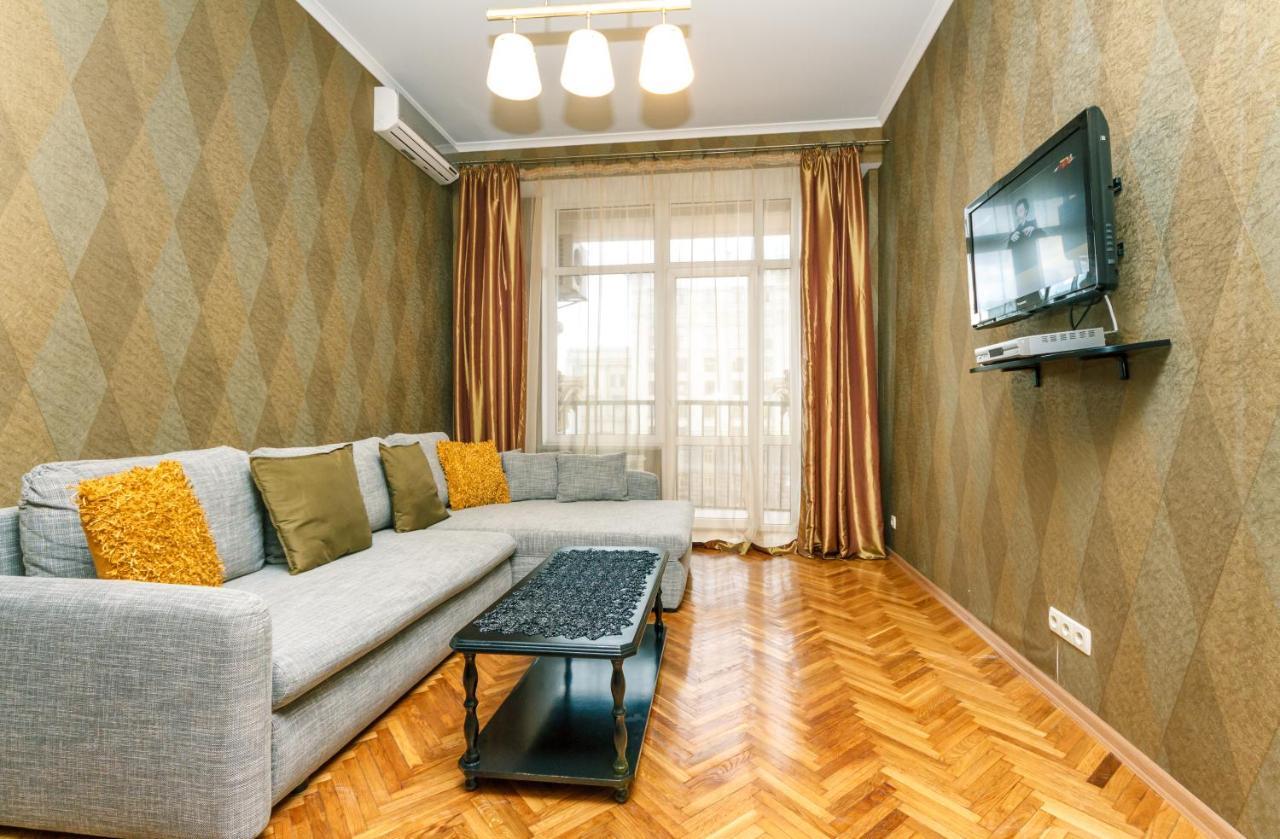Alma Apartments Kyiv Exterior photo
