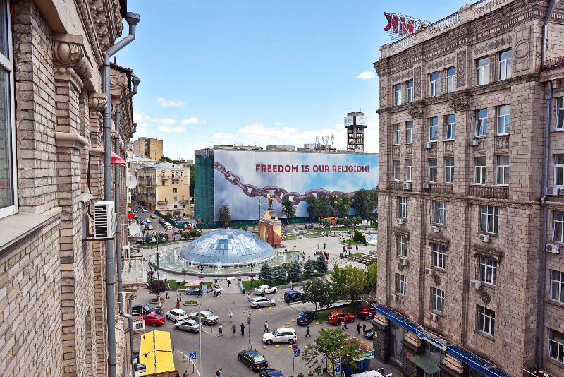 Alma Apartments Kyiv Exterior photo